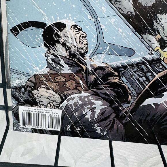 Godzilla Gangsters and Goliaths 1-2 Lot IDW Geoff Darrow Cover - Picture 3 of 5